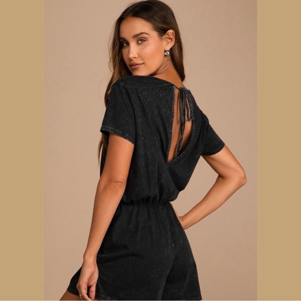 NWOT LULUS onesie small romper